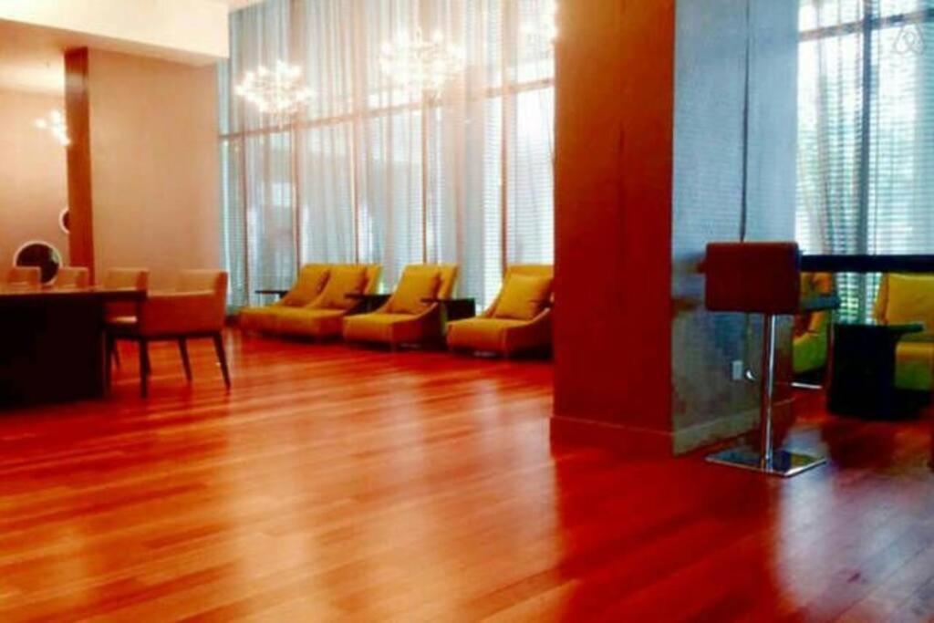 Apartamento Cozy Regalia Kl 吉隆玻 Lrt & Ktm @1 Parking & Wifi Kuala Lumpur Exterior foto